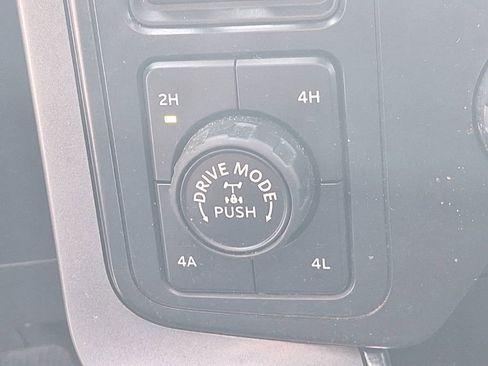 Used 2021 Ford F150 Lariat w/ Equipment Group 502A High image 30