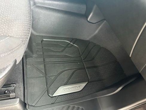 Used 2020 Chevrolet Silverado 1500 Custom w/ Custom Value Package image 19