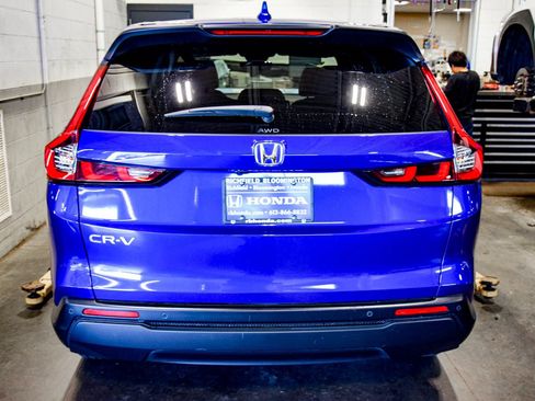Used 2024 Honda CR-V EX-L image 6
