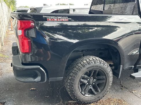 Used 2020 Chevrolet Silverado 1500 LT Trail Boss AWD/4WD image 8
