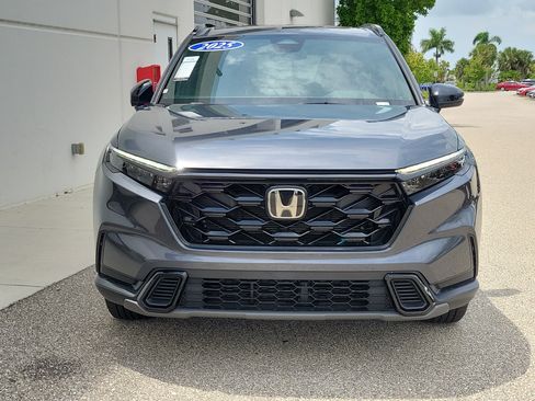 Used 2025 Honda CR-V Sport image 2