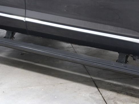 Used 2022 Lincoln Navigator Reserve AWD/4WD image 13