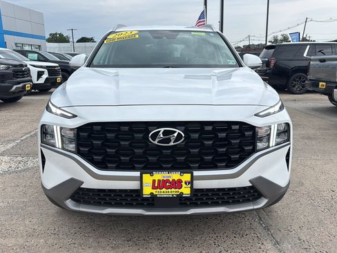 Used 2023 Hyundai Santa Fe SEL AWD/4WD image 3