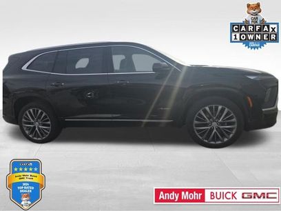 Used 2025 Buick Enclave Avenir