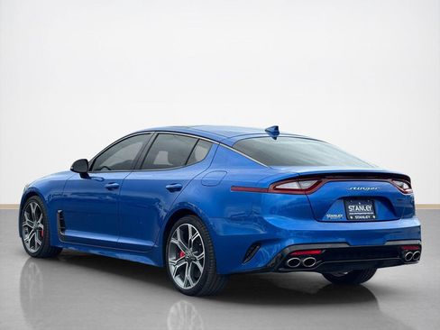 Used 2020 Kia Stinger GT1 RWD image 5