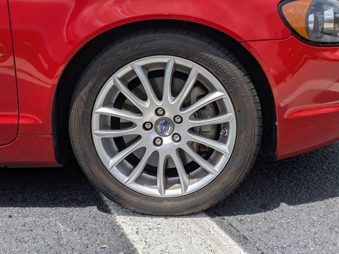 Used 2009 Volvo C70 T5 FWD image 11