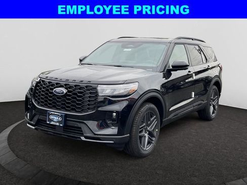 New 2026 Ford Explorer ST-Line w/ ST-Line Street Pack AWD/4WD image 1