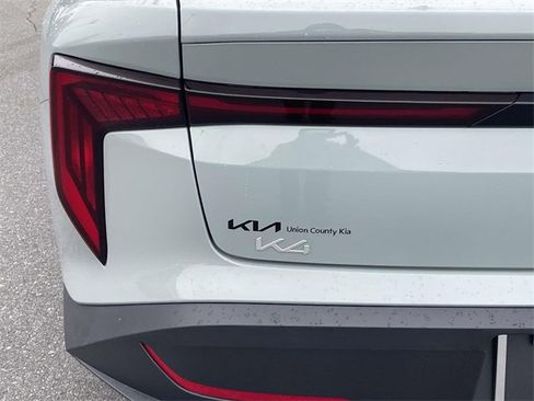 New 2026 Kia K4 LXS image 14