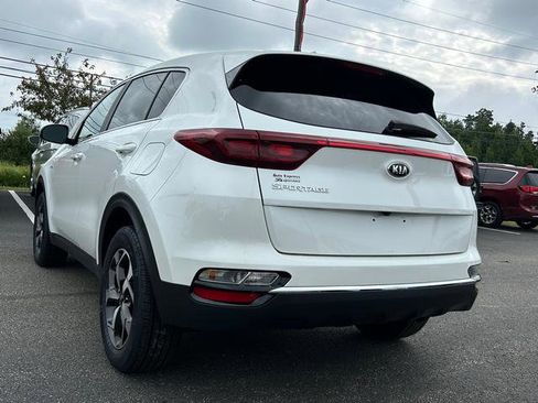 Used 2022 Kia Sportage LX image 6