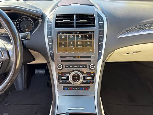 Used 2018 Lincoln MKZ Black Label w/ Technology Package image 24