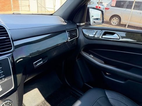 Used 2017 Mercedes-Benz GLS 450 4MATIC image 23