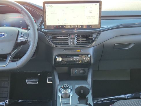 Used 2023 Ford Escape ST-Line w/ Tech Pack #1 FWD image 30