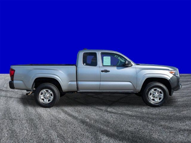 Used 2023 Toyota Tacoma SR RWD image 3