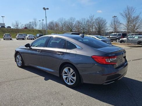 Used 2019 Honda Accord LX image 4