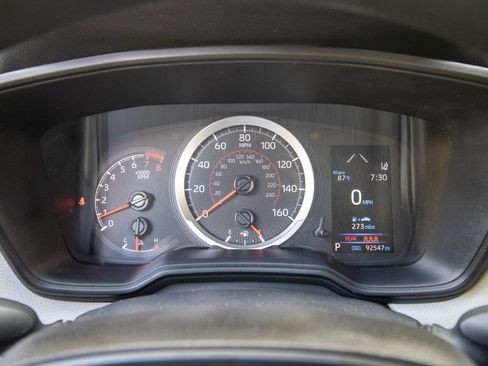 Used 2022 Toyota Corolla Cross L FWD image 30