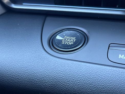 New 2025 Hyundai Elantra SEL image 20