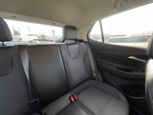 Used 2025 Buick Encore GX Preferred image 37