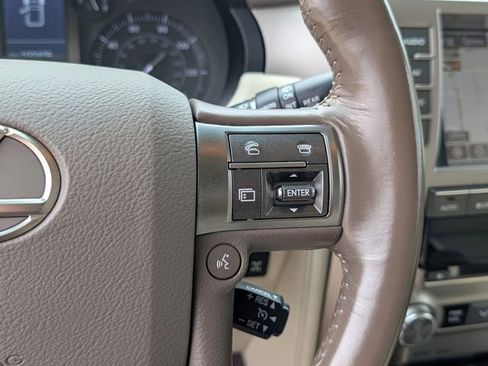 Used 2017 Lexus GX 460 Premium AWD/4WD image 24