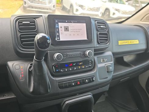 Used 2025 RAM ProMaster 2500 w/ Convenience Group FWD image 23