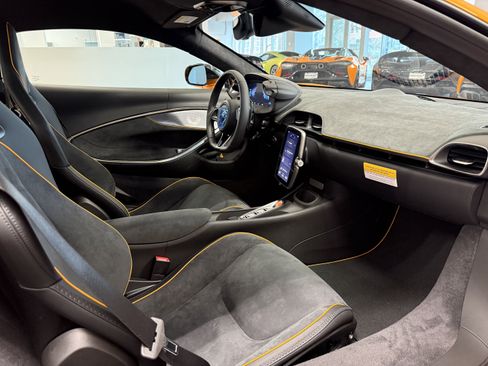 New 2026 McLaren Artura image 12