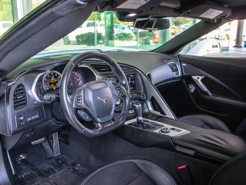 Used 2016 Chevrolet Corvette Z06 w/ Chrome Badge Package image 11