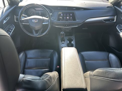 Used 2020 Cadillac XT4 Premium Luxury image 22