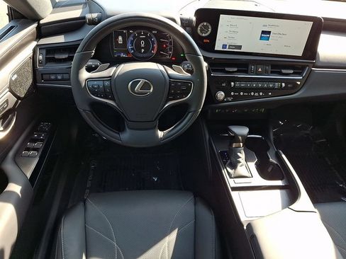 Used 2025 Lexus ES 350 Ultra Luxury w/ Accessory Package (Z2) FWD image 12