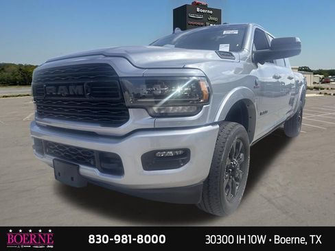 Used 2022 RAM 2500 Limited w/ Night Edition AWD/4WD image 3