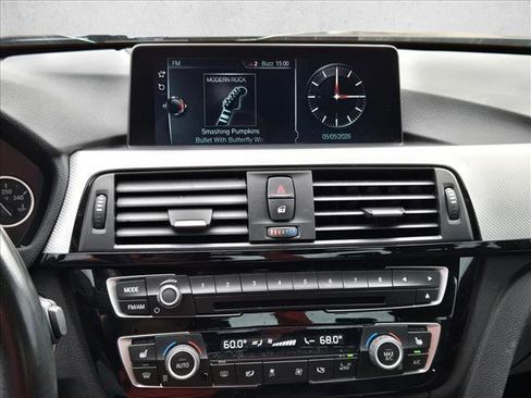 Used 2017 BMW 340i xDrive Sedan AWD/4WD image 15