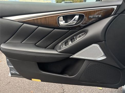 Used 2018 INFINITI Q50 Luxe image 16