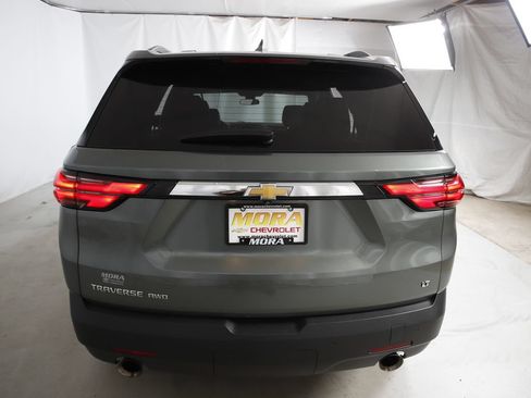 Used 2022 Chevrolet Traverse LT AWD/4WD image 4