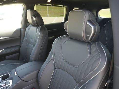 New 2026 INFINITI QX60 Autograph w/ Dark Cargo Package image 8