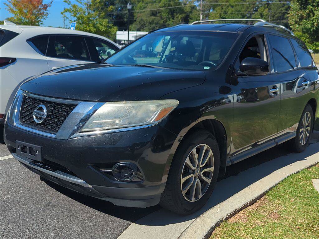 Used 2014 Nissan Pathfinder SV AWD/4WD image 2