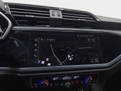 Certified 2025 Audi Q3 2.0T Premium Plus w/ Premium Plus Package image 25