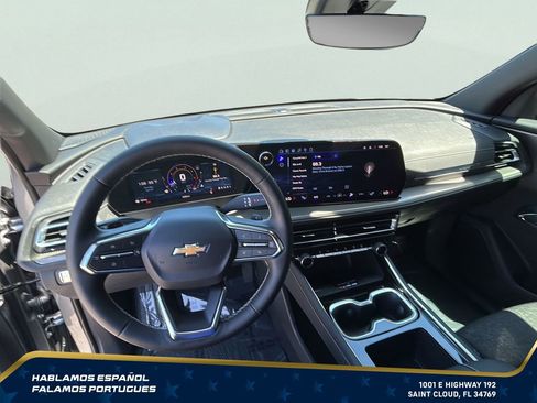 Certified 2026 Chevrolet Traverse LT w/ Driver Confidence Package FWD image 16