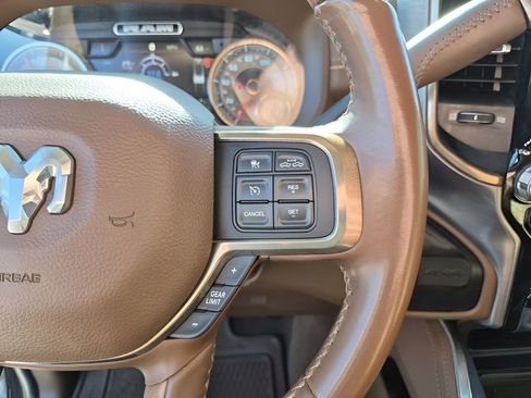 Used 2021 RAM 2500 Limited AWD/4WD image 37