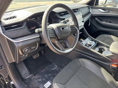 New 2026 Jeep Grand Cherokee L 2WD image 14