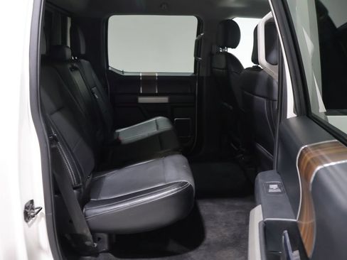 Used 2016 Ford F150 Lariat AWD/4WD image 18