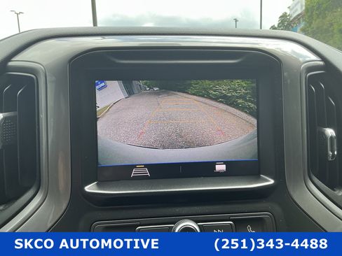 Used 2021 Chevrolet Silverado 1500 Custom image 17