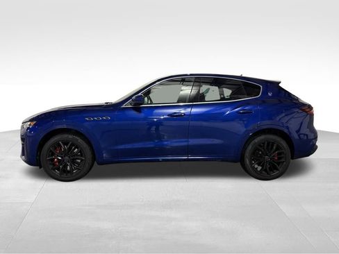 Used 2019 Maserati Levante GTS image 2