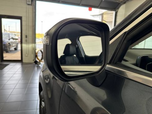 Used 2024 Kia Telluride S FWD image 13