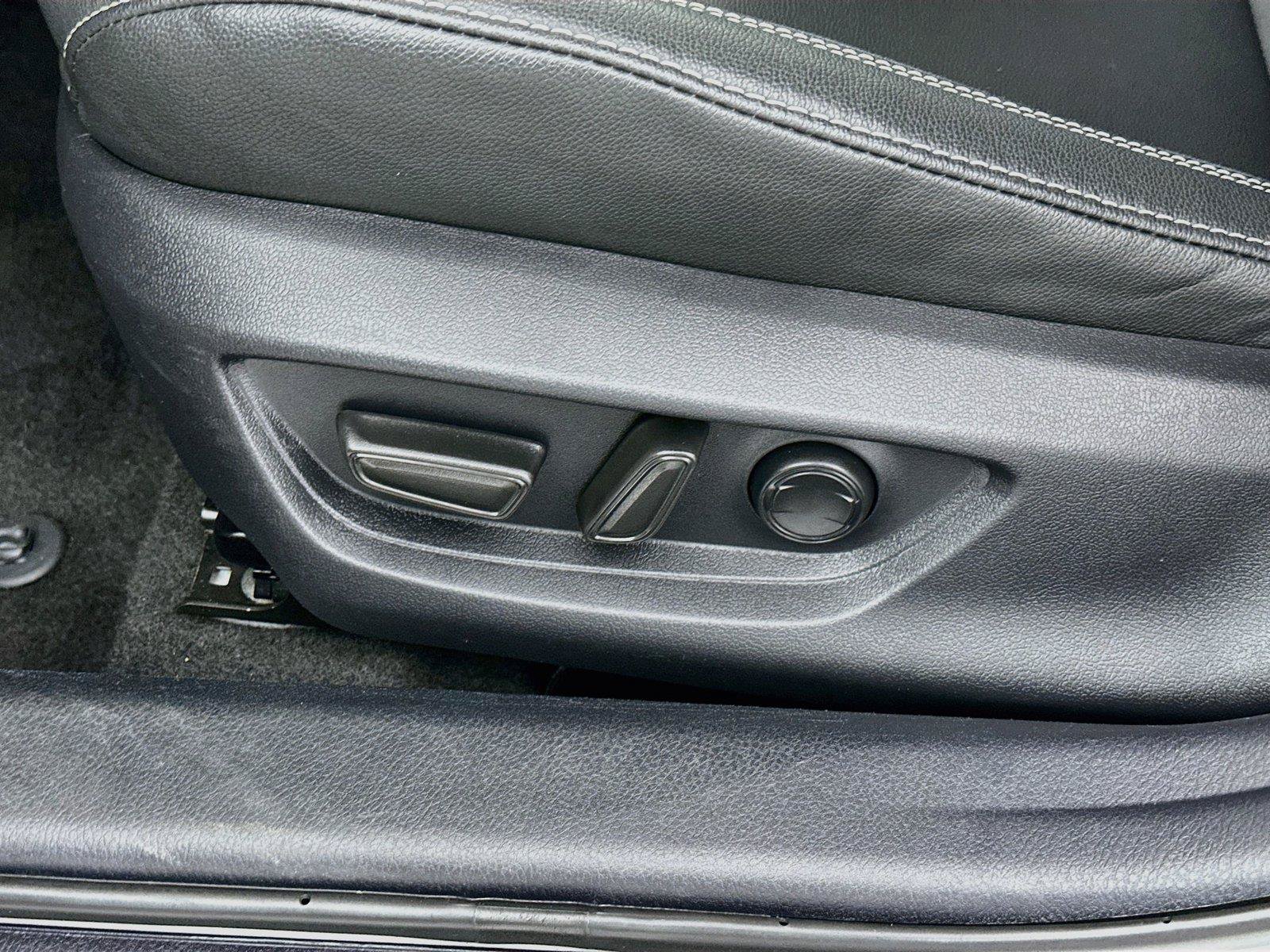 Used 2025 Toyota Camry SE FWD image 20