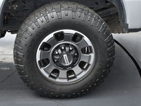 Used 2023 Ford F250 Lariat w/ Lariat Ultimate Package image 37