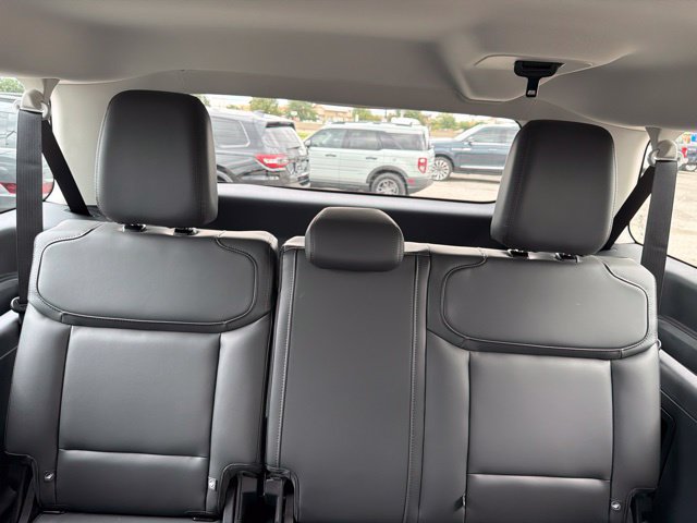 New 2027 Ford Expedition Max Active RWD image 17