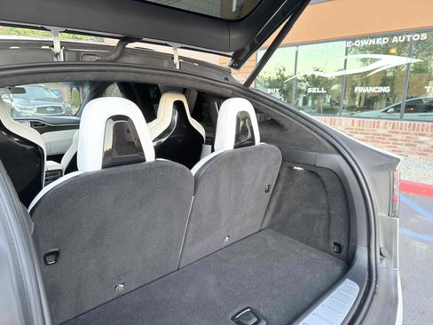 Used 2016 Tesla Model X 90D image 71