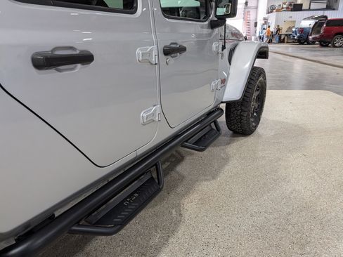 Used 2022 Jeep Gladiator Mojave w/ LED Lighting Group AWD/4WD image 10