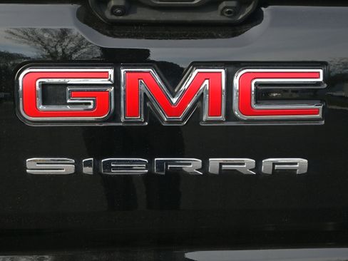 Used 2025 GMC Sierra 1500 Elevation image 37