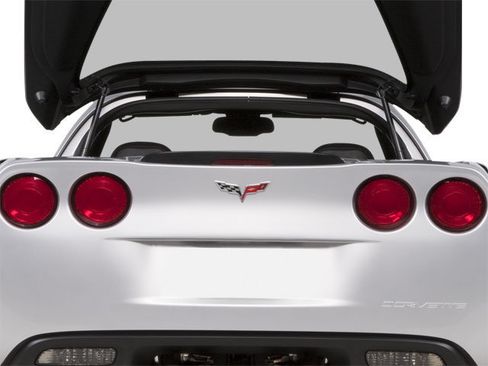 Used 2013 Chevrolet Corvette Grand Sport w/ 2LT Preferred Equipment Group RWD image 15