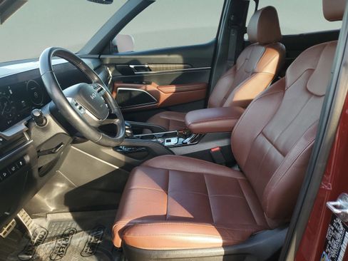 Certified 2023 Kia Telluride SX image 19