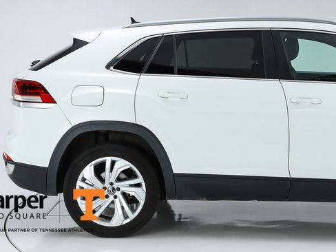 Used 2020 Volkswagen Atlas Cross Sport SEL FWD image 11